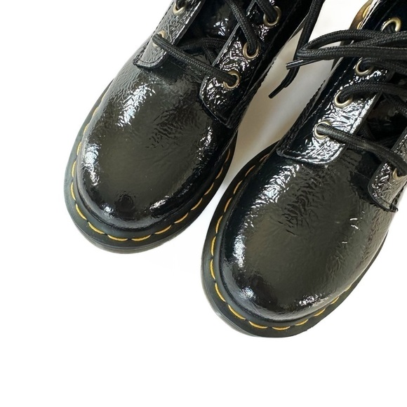Dr. Martens Distressed 8 Eye Patent Leather Combat 1460 Ankle Boots Womens US 7 - Picture 6 of 11